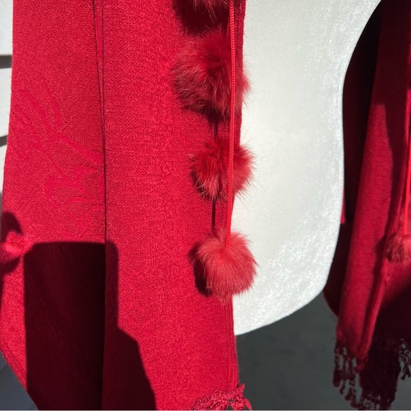 Red Wrap with Fur Pom Pom detail - Picture 8 of 9